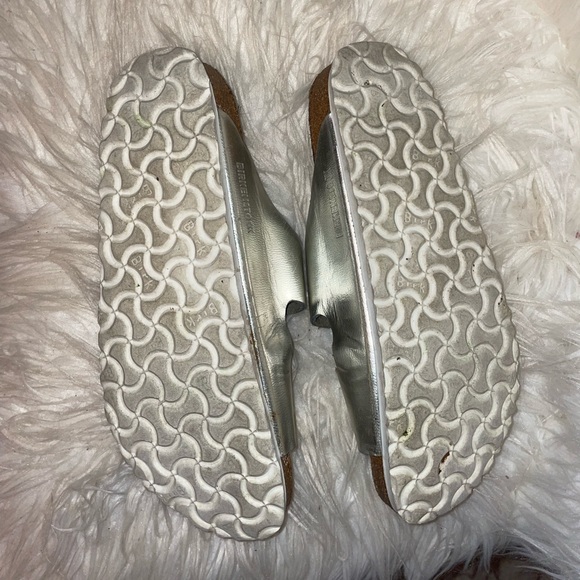 Silver Birkenstocks size 41 - Picture 3 of 4